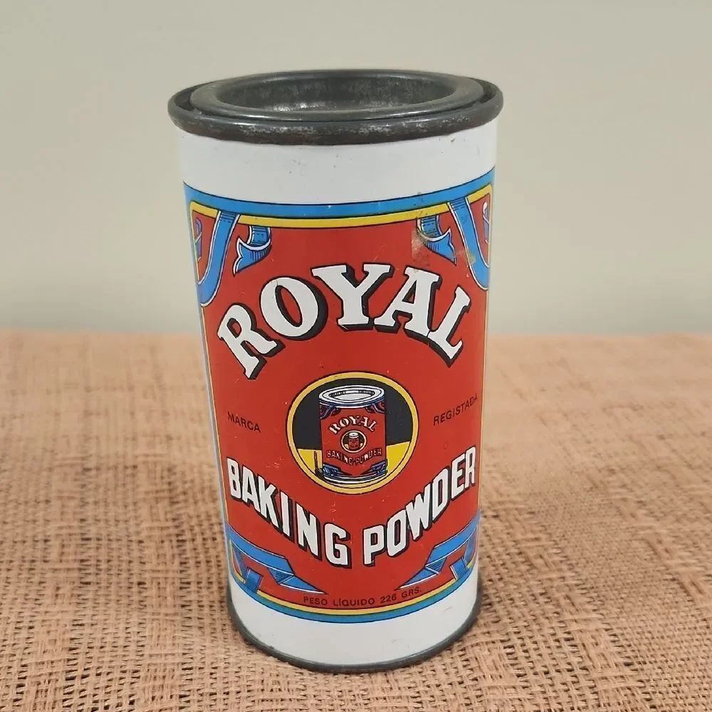 Vintage Royal Baking Powder Tin Red Blue White